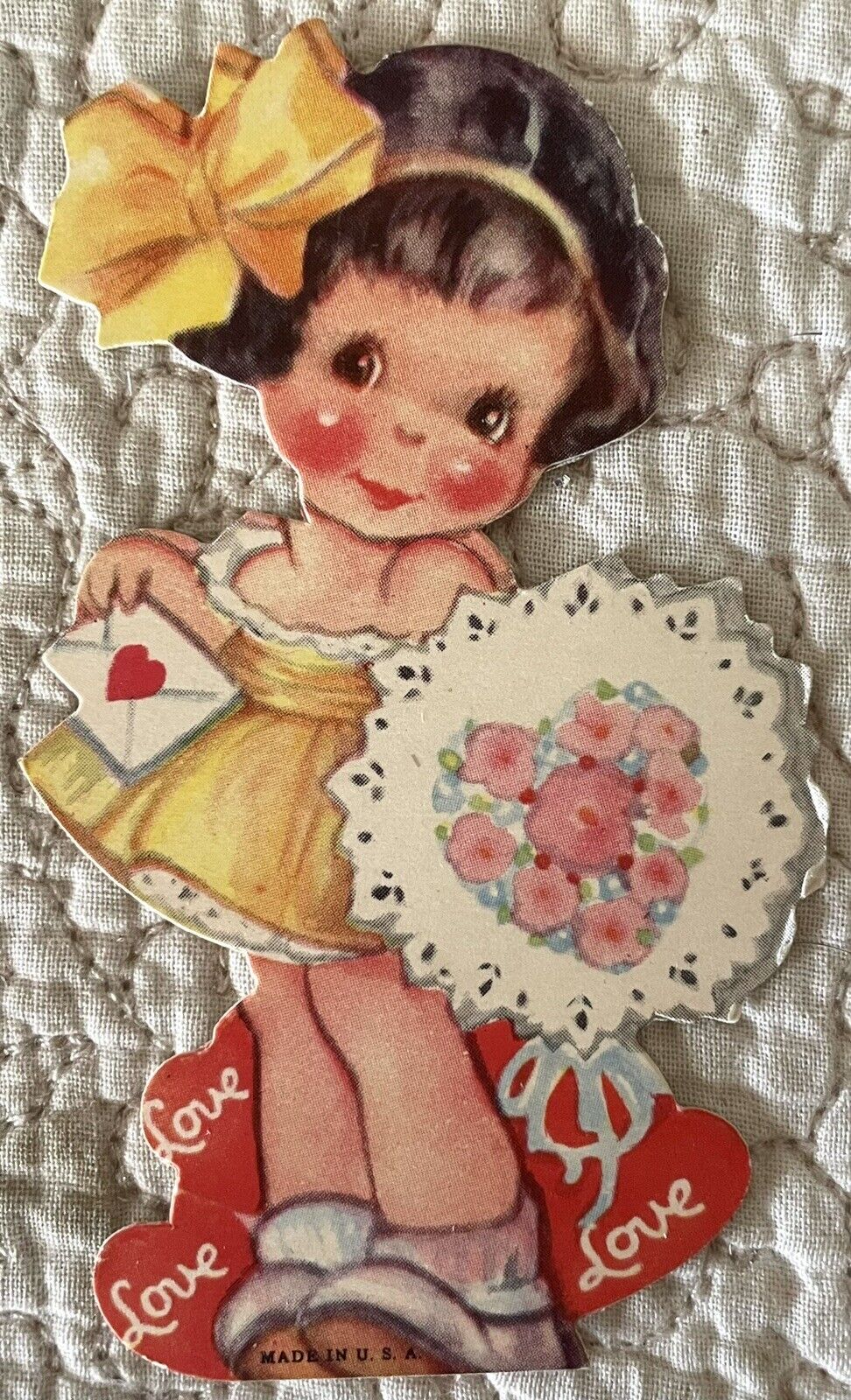 Unused Valentine Girl Yellow Dress Bow Heart Hold Vtg Greeting Card 1930s 1940s
