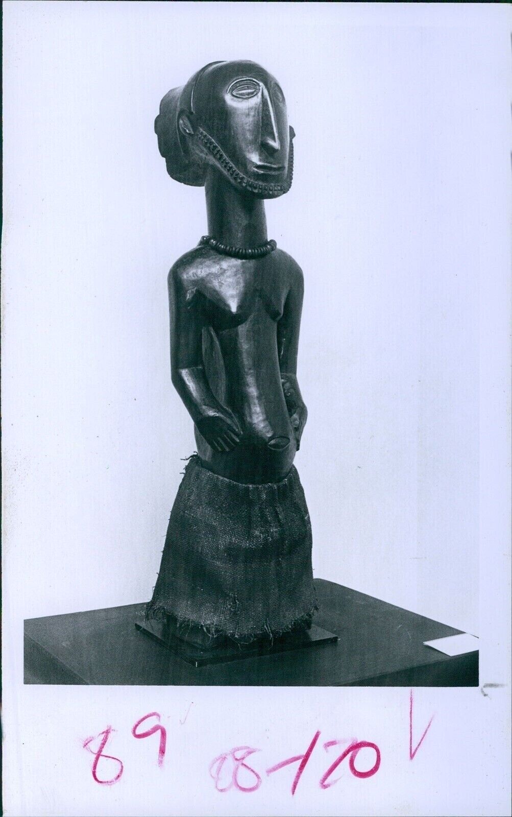 1976 Ancestral Male Figure From Congo Africa Showing At Pelham Art 5X7 Photo
