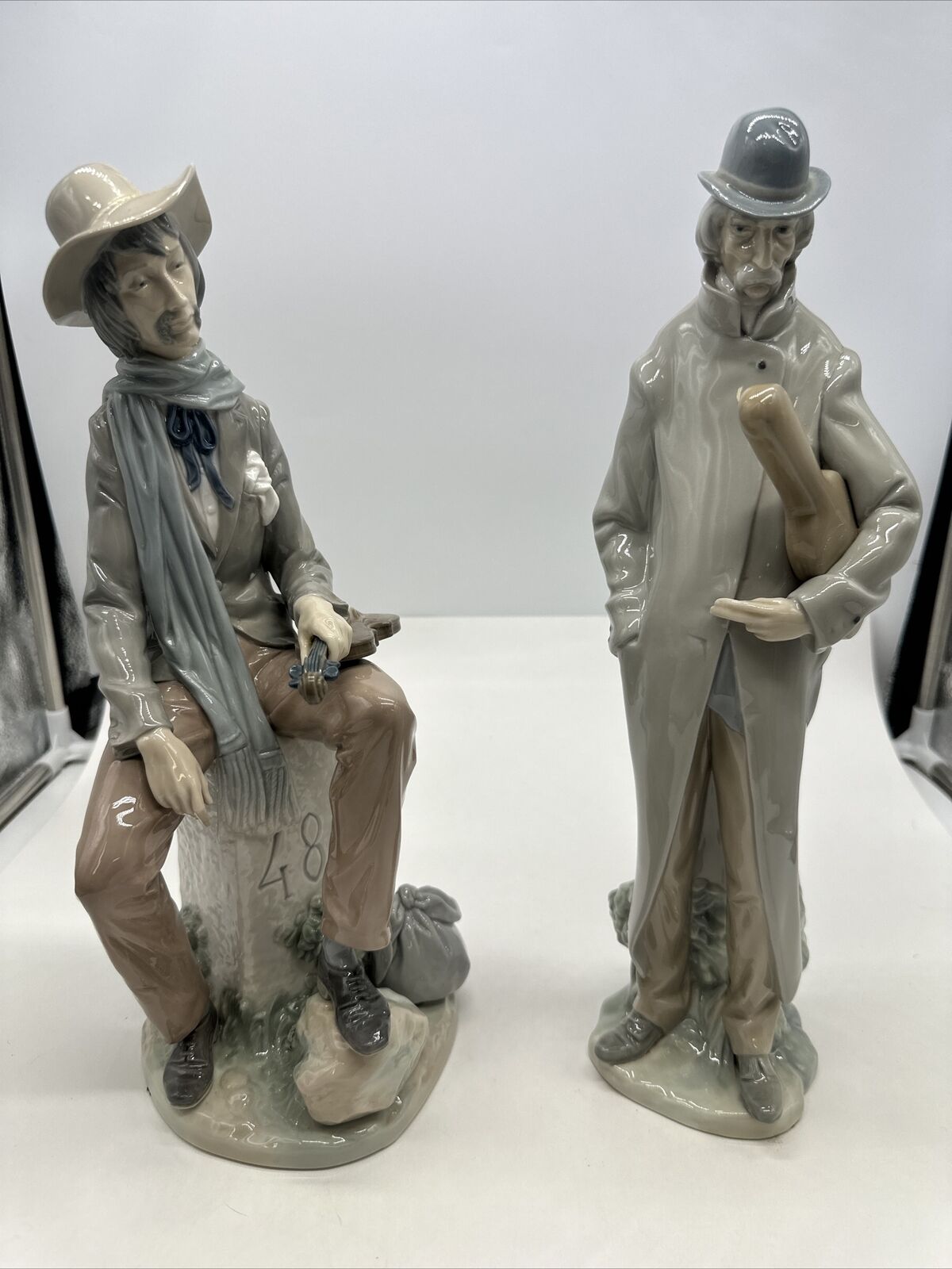 Lladro Statues Old Man W/ Violin Sitting On Rock & Old Man W/  Violin Violinists