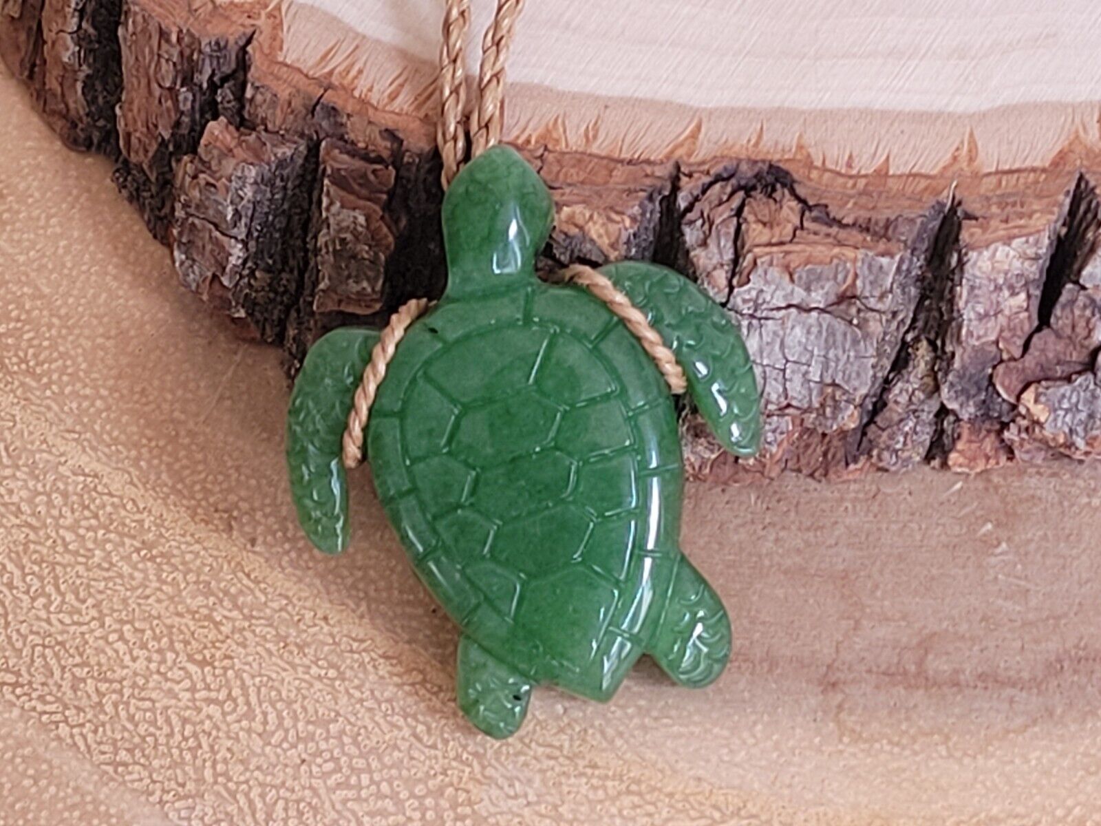 Hawaiian Natural Jade Turtle Necklace Hand Carved Jade Turtle Adjustable Choker