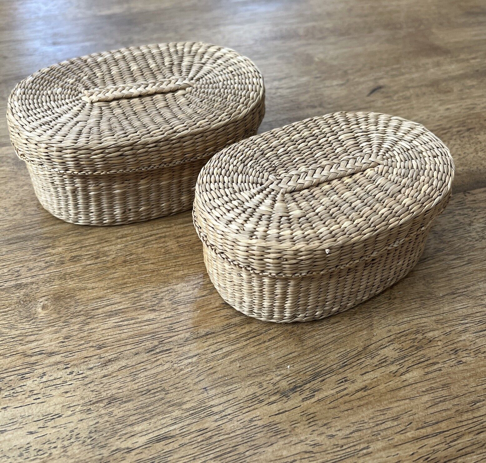 Set of 2 Oval Grass Woven Baskets Nesting Lids Farmhouse Handles Home Decor