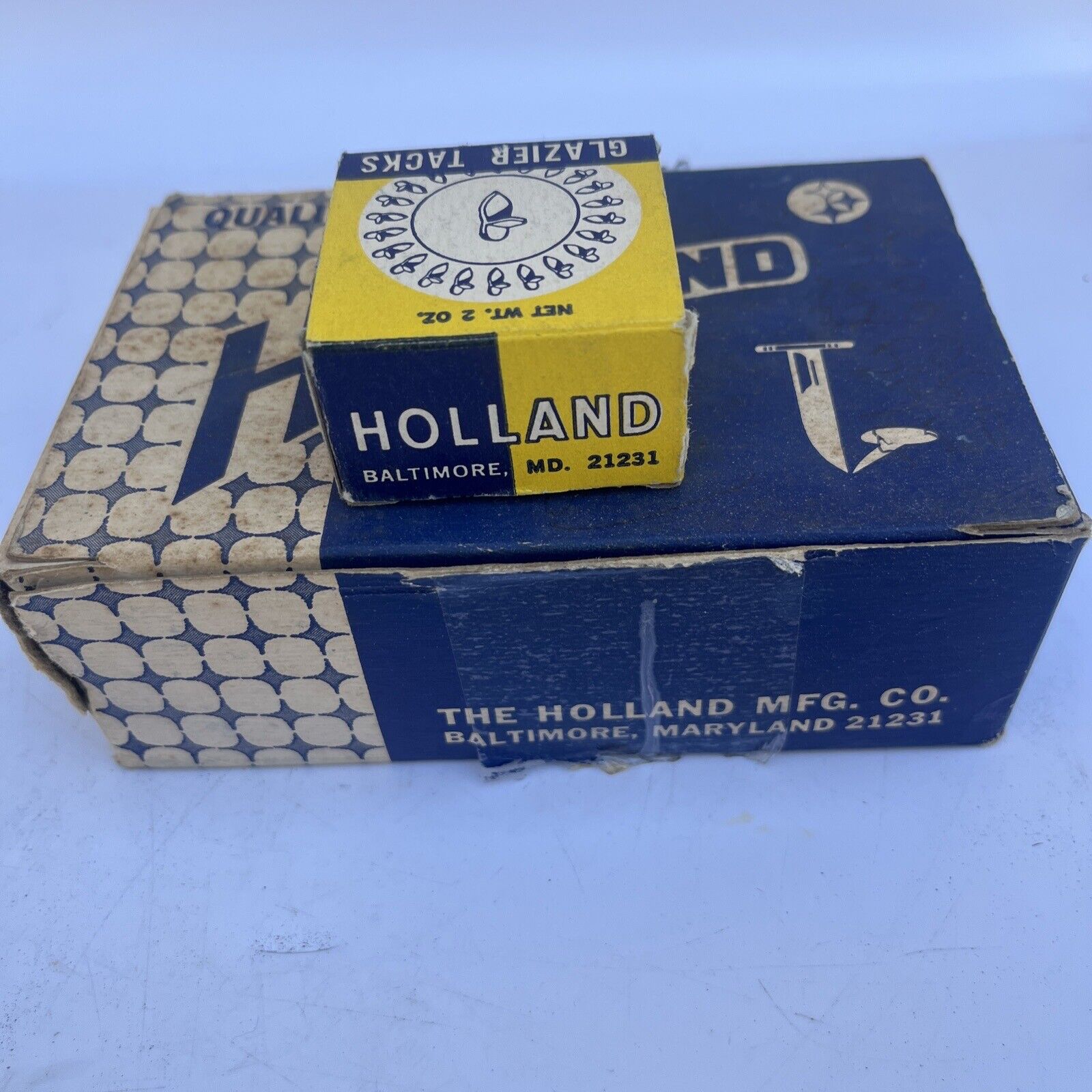 Vintage Glazier Tacks Holland Baltimore, MD | 10 Boxes , 2oz Net No 2-1/2 