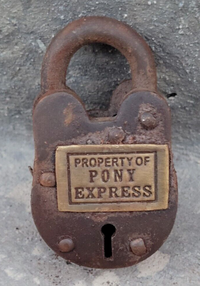 Pony Express Working Cast Iron Lock With 2 Keys Western Decor Padlock