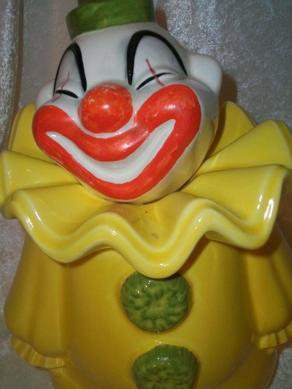 Vintage Yellow Metlox Poppytrail California Art Pottery Clown Cookie Storage Jar