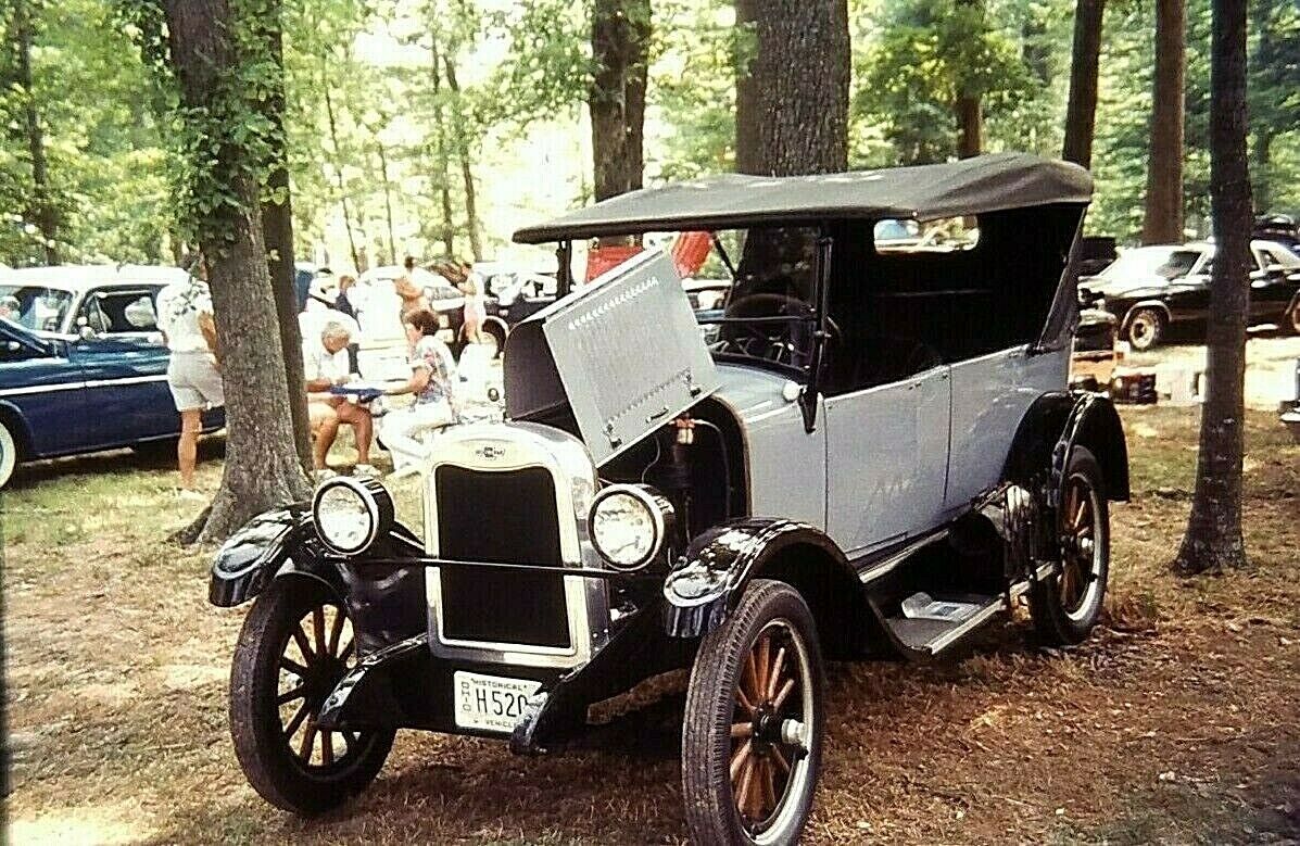 XS15 35mm Original Slide Classic Car/Truck 1926 Chevy RUSSELVILLE OHIO