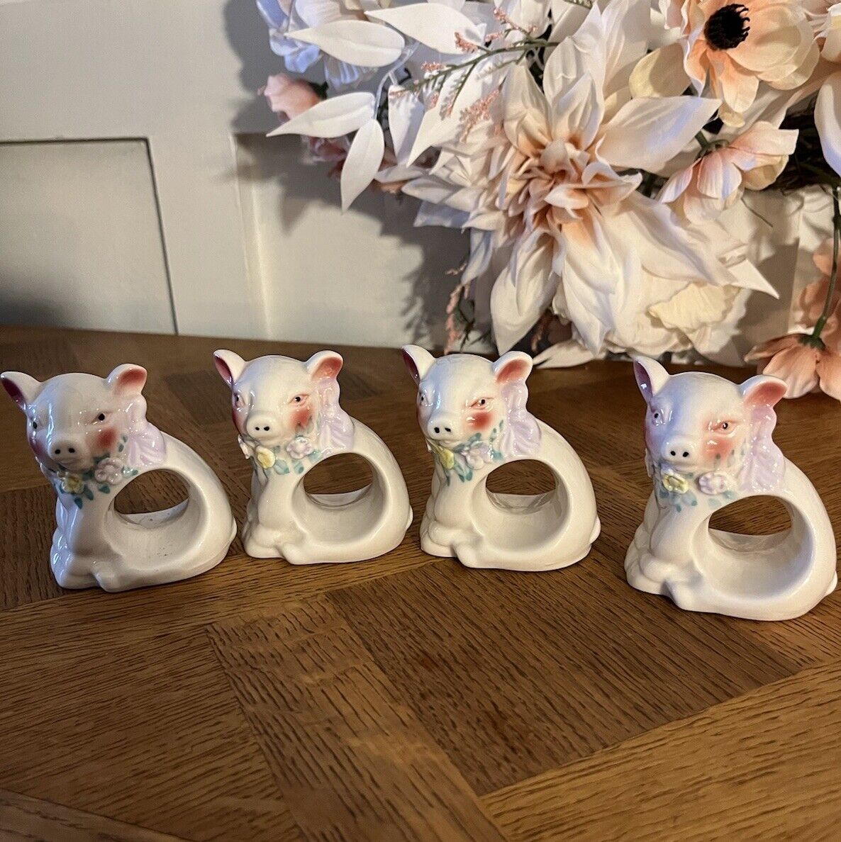Vintage Set Of 4 Porcelain Pig Napkin Rings Holders Hand Painted Flower
