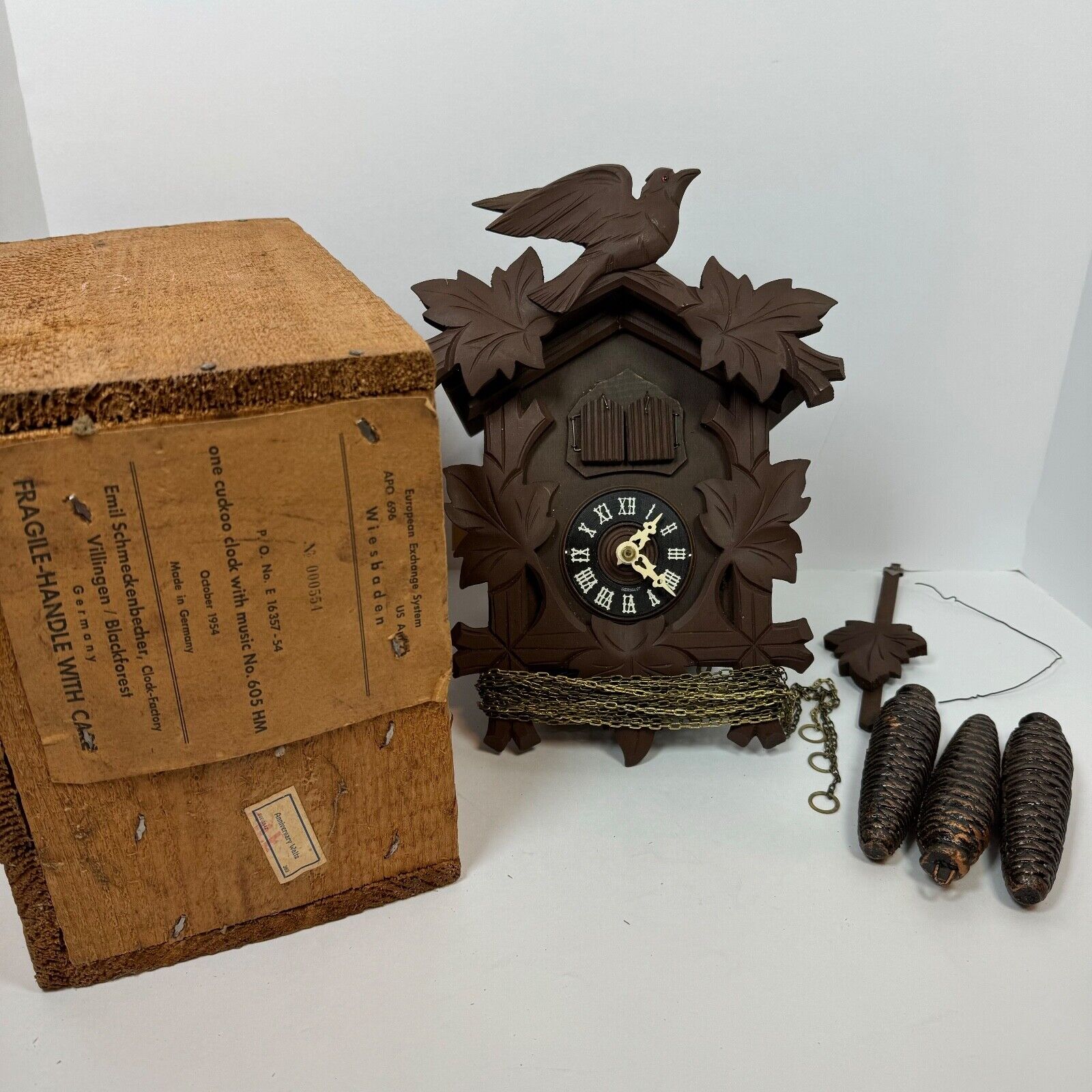 Vintage E. Schmeckenbecher Double Door Black Forest 1 Day Cuckoo Clock w/ Box