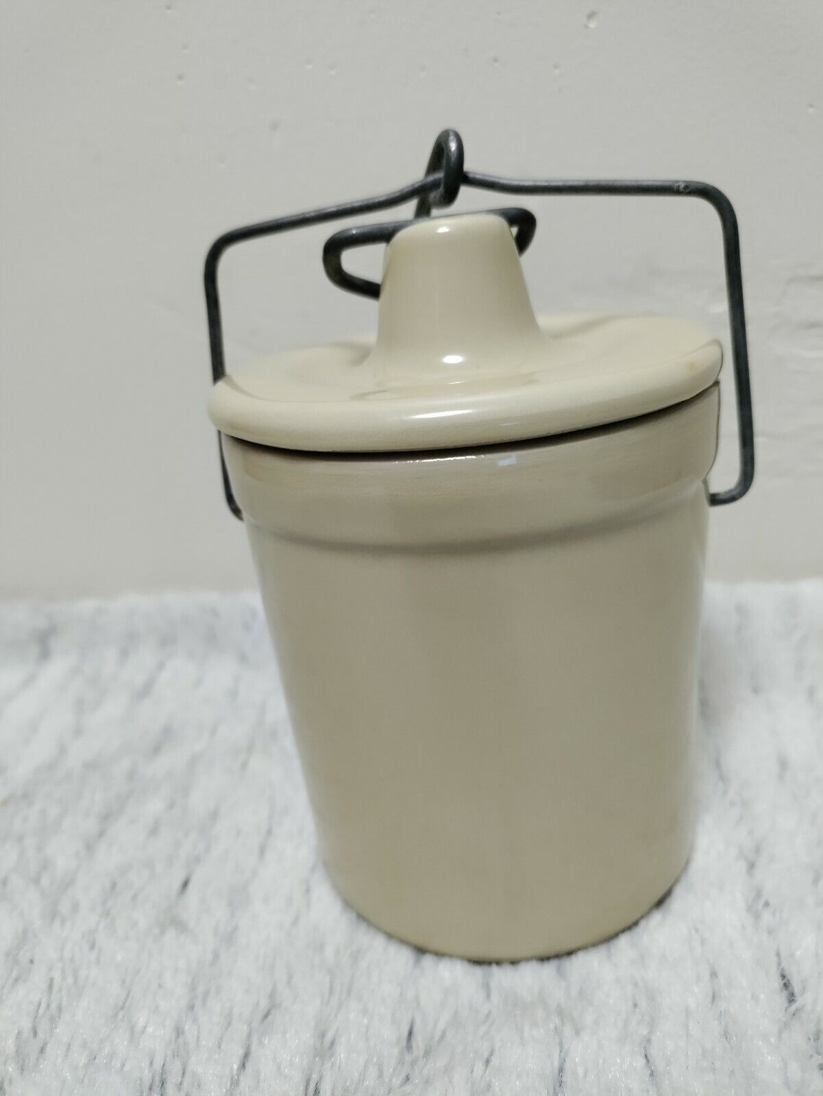 Butter Cream Glazed Stoneware Butter & Cheese Crock with lid and bail latch VTG