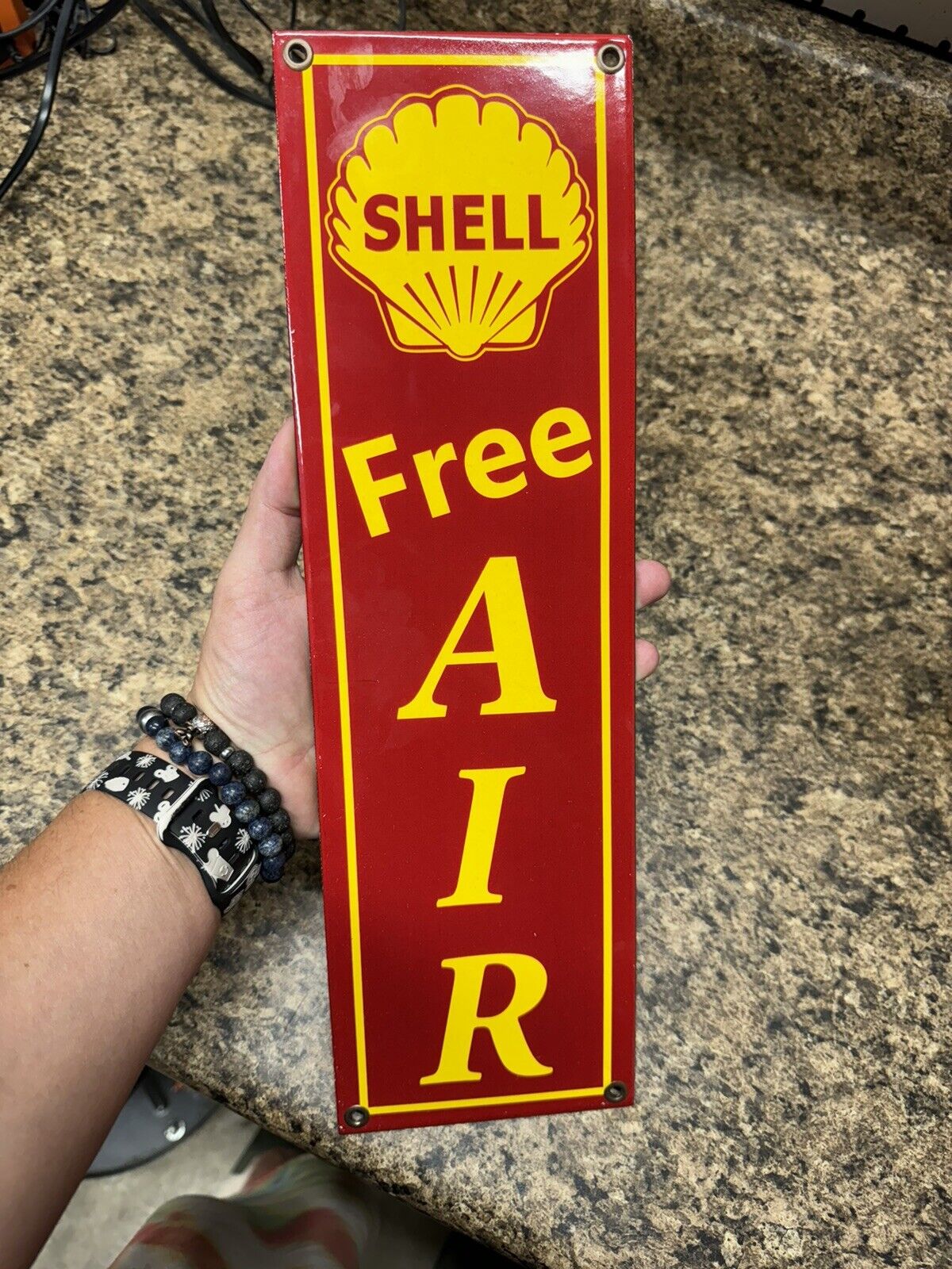 SHELL PORCELAIN FREE AIR PORCELAIN SIGN GAS MOTOR OIL SERVICE STATION PUMP LUBE