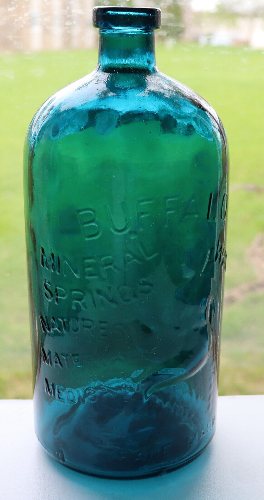 RARE Deep Blue Buffallo Mineral Water Springs Natures Materia Medica Bottle