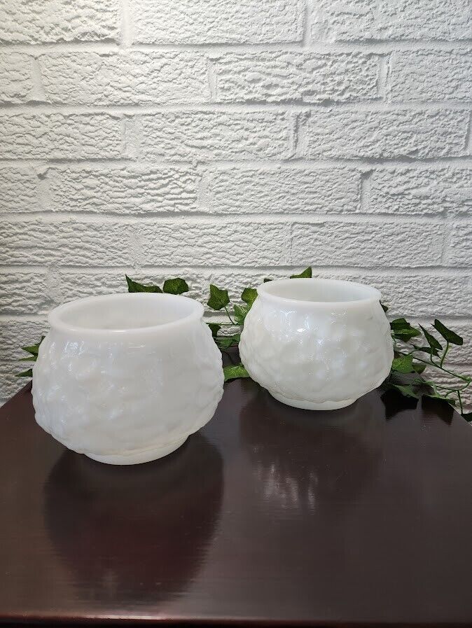 SET OF 2 VINTAGE E.O. BRODY WHITE MILK GLASS CRINKLE PLANTERS CLEVELAND OH