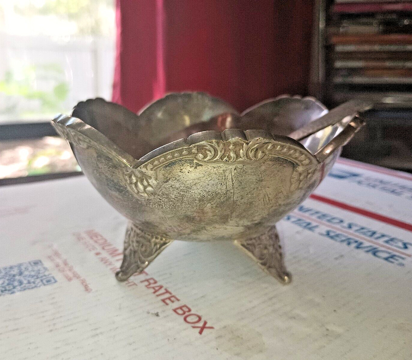 India Silverplate Footed Bowl W/ Hammered Spoon EL663