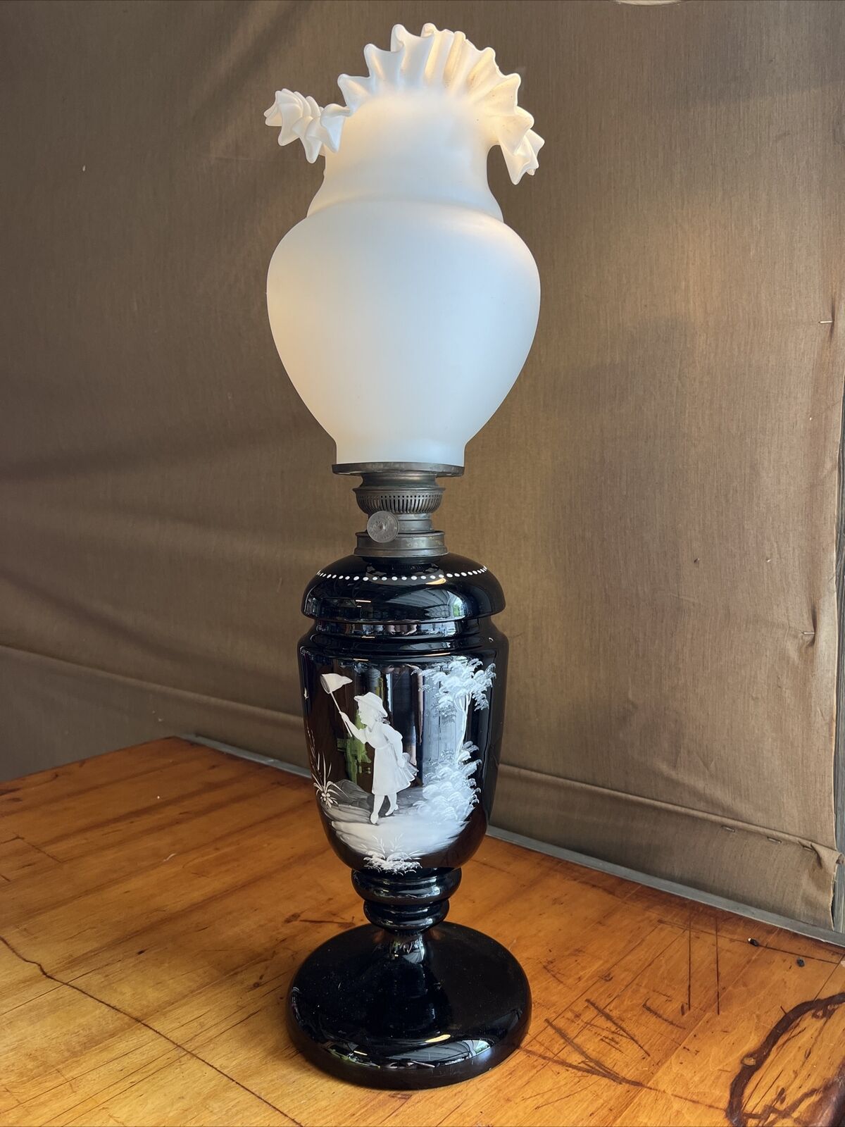 Antique Oil Kerosene Lamp Ueber Land Und Meer 1800’s Black White Glass Girl Wow
