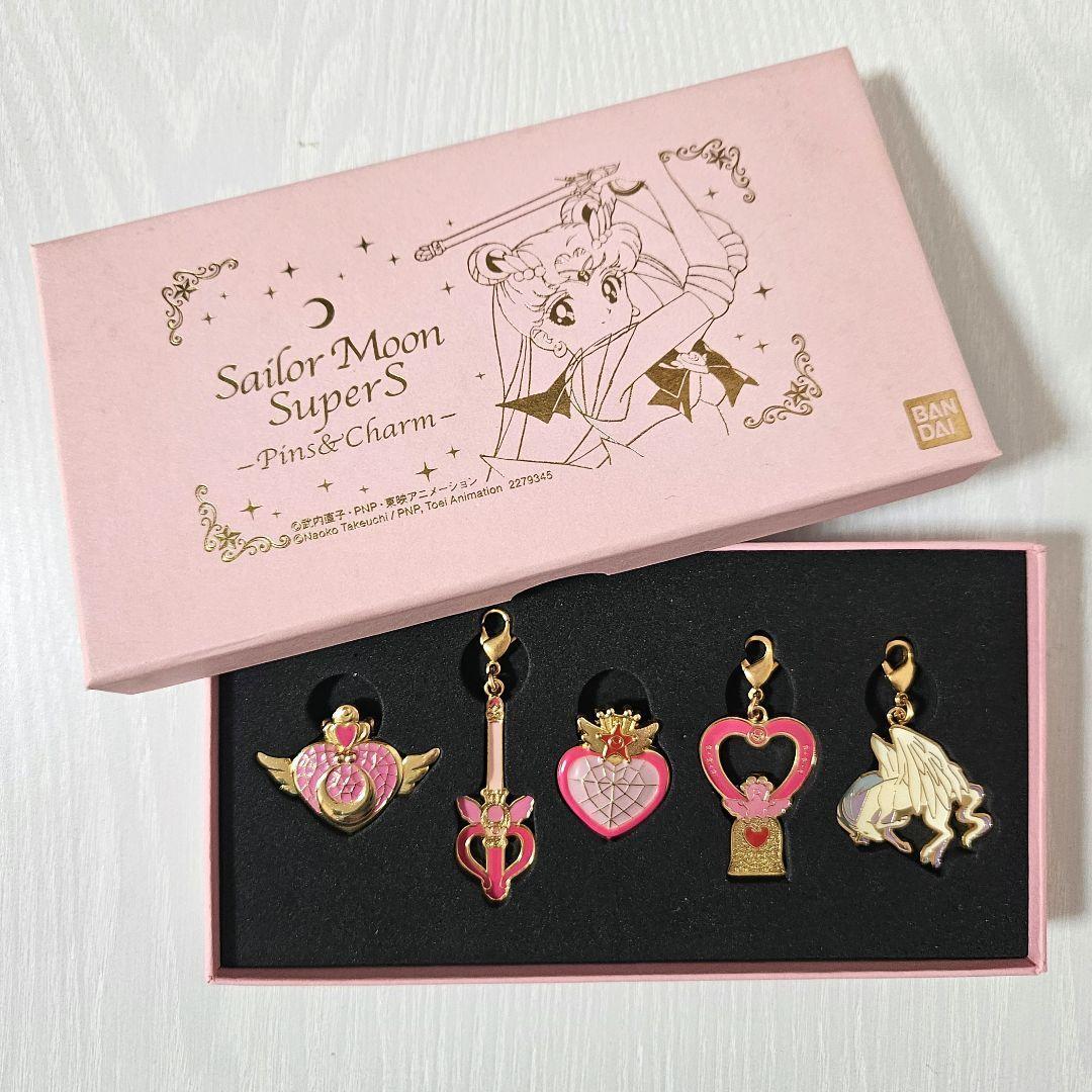 Sailor Moonsupers Pins Charm Premium Bandai