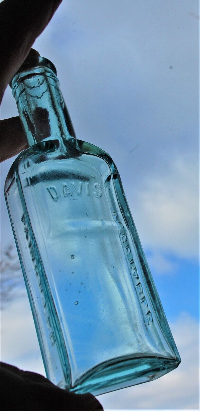 DAVIS VEGETABLE PAINKILLER, Post-Civil War Era bottle, near perfect condition