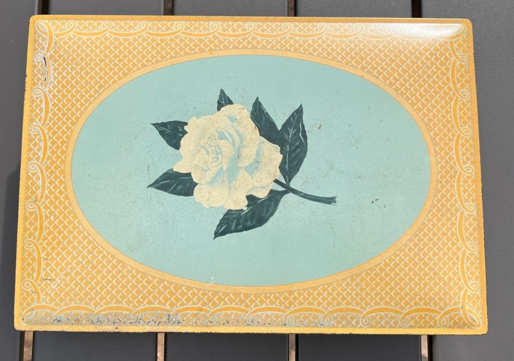 Antique Nabisco (National Biscuit Company) Tin Cookie Box, 1918-1923 Range