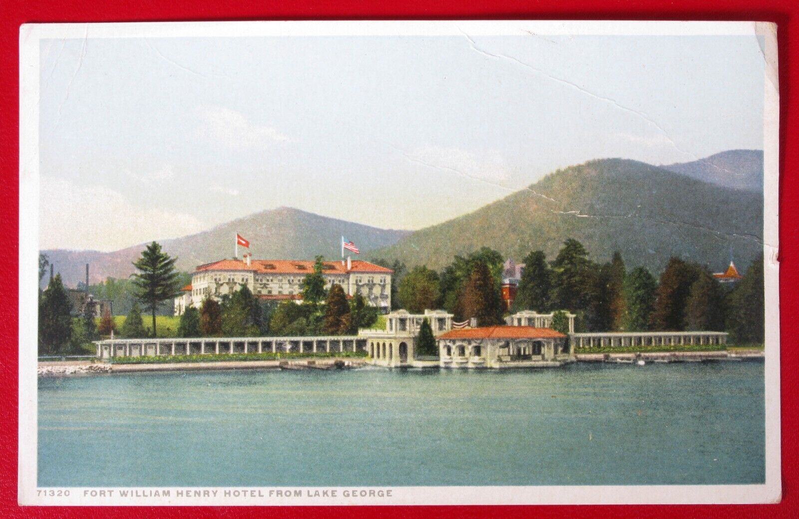 ANTIQUE POSTCARD NEW YORK NY FORT WILLIAM HENRY HOTEL LAKE GEORGE WATERFRONT 
