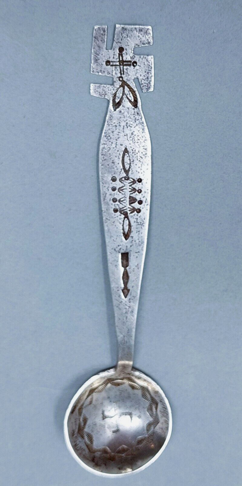 Rare HANDWROUGHT Navajo Antique Silver Souvenir Spoon Whirling Logs  Circa 1900