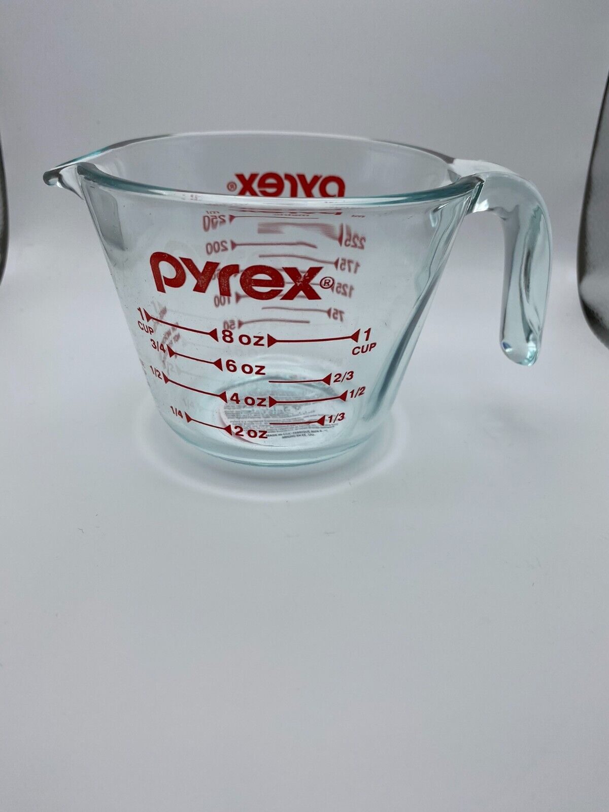 Vintage Style Pyrex  1 CUP/250 ML   #508 MEASURING CUP  OPEN HANDLE