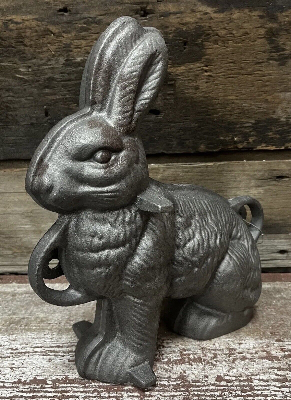 Cast Iron 10” Tall Bunny Rabbit Griswold Vintage Cake Mold