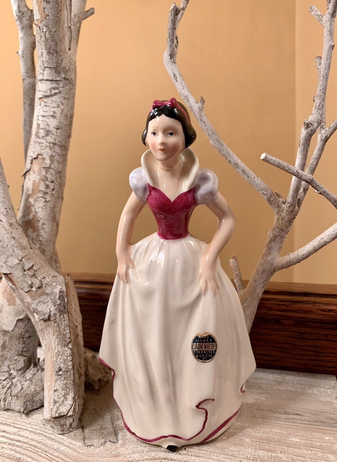 Disney Goebel 1950-1955 SNOW WHITE 5.7” Ceramic Figurine: Made in Germany 🇩🇪