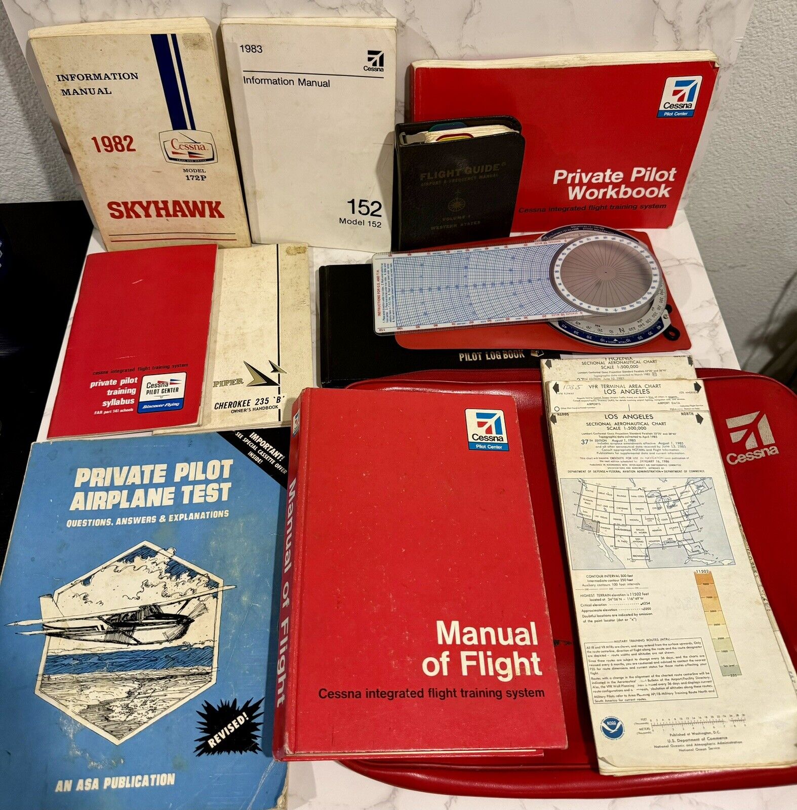 Vintage Lot Cessna and Pilot Manuals Workbooks Log Book With Original Case *READ
