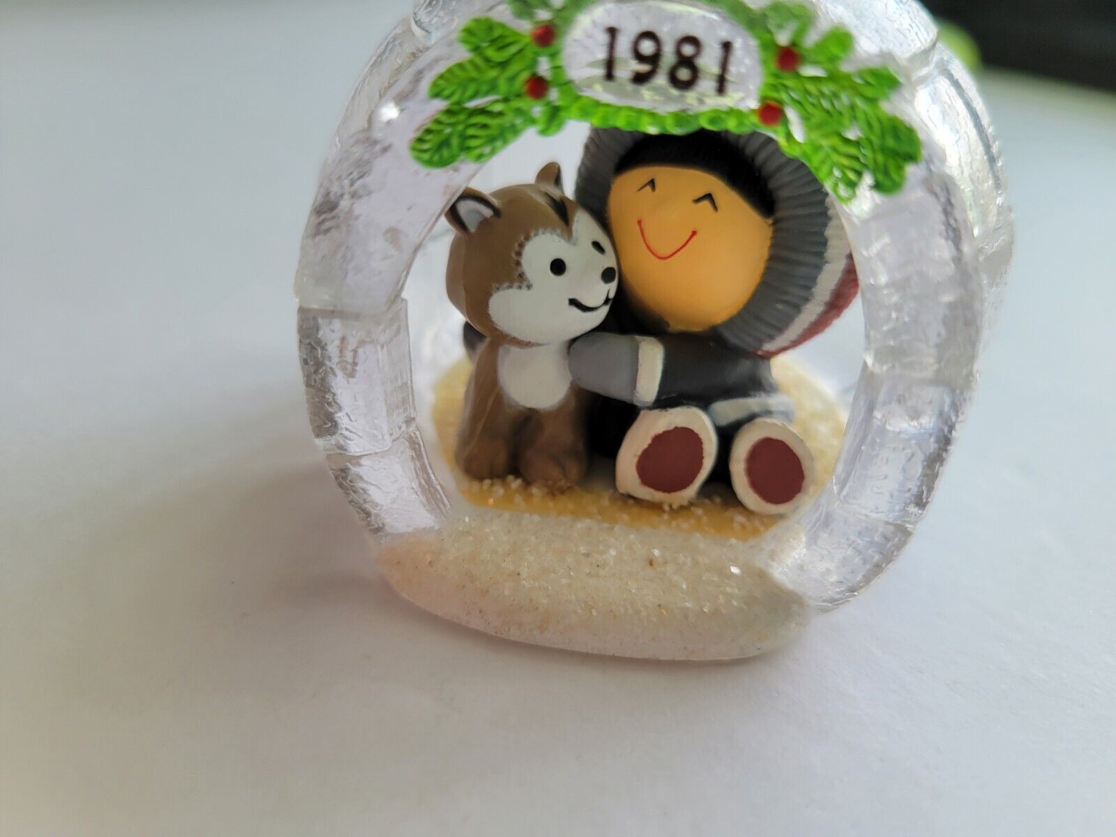 Hallmark 1981 Frosty Friends Ornament 2nd in Series Igloo Eskimo Dog bk4 NO BOX