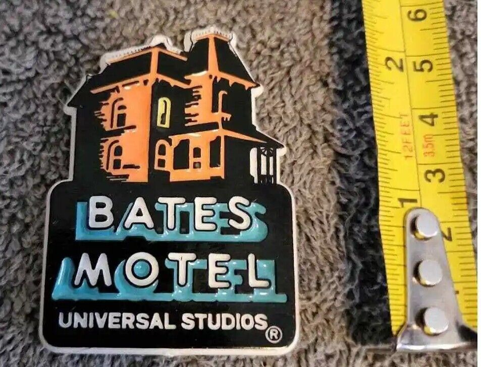 Vintage Psycho Bates Motel Refrigerator Magnet 1960 Rare