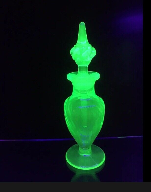Vintage Green Vaseline Depression Uranium Glass Perfume Bottle With Dauber