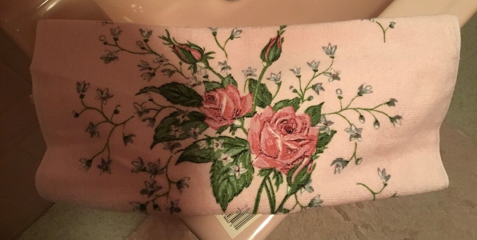 VINTAGE R.A. BRIGGS HAND TOWEL MINT W/ORIG. TAG PINK ROSE ON PINK BODY USA