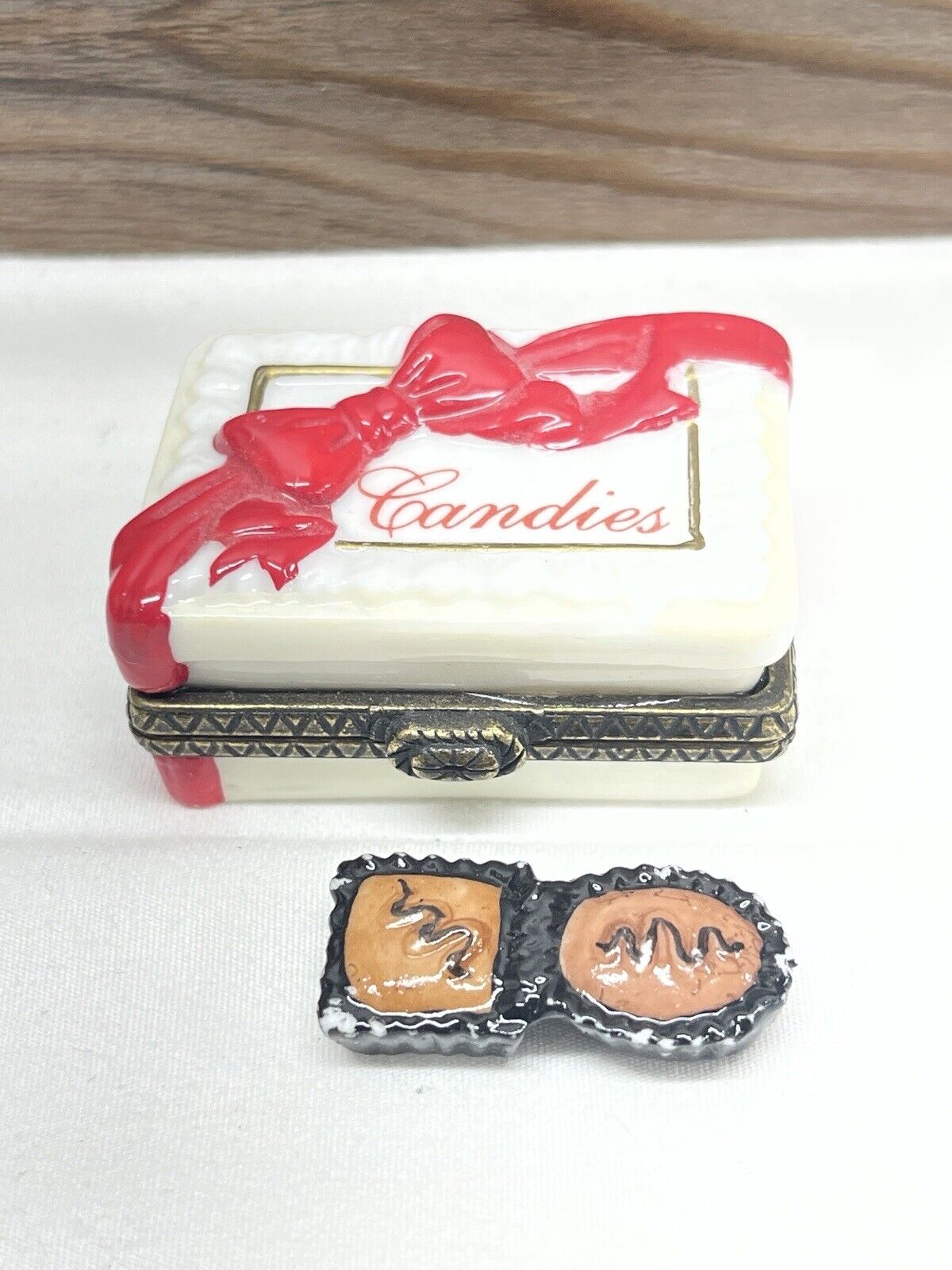 Midwest Of Cannon Falls “Candies” Mini Trinket Box With Chocolates Inside
