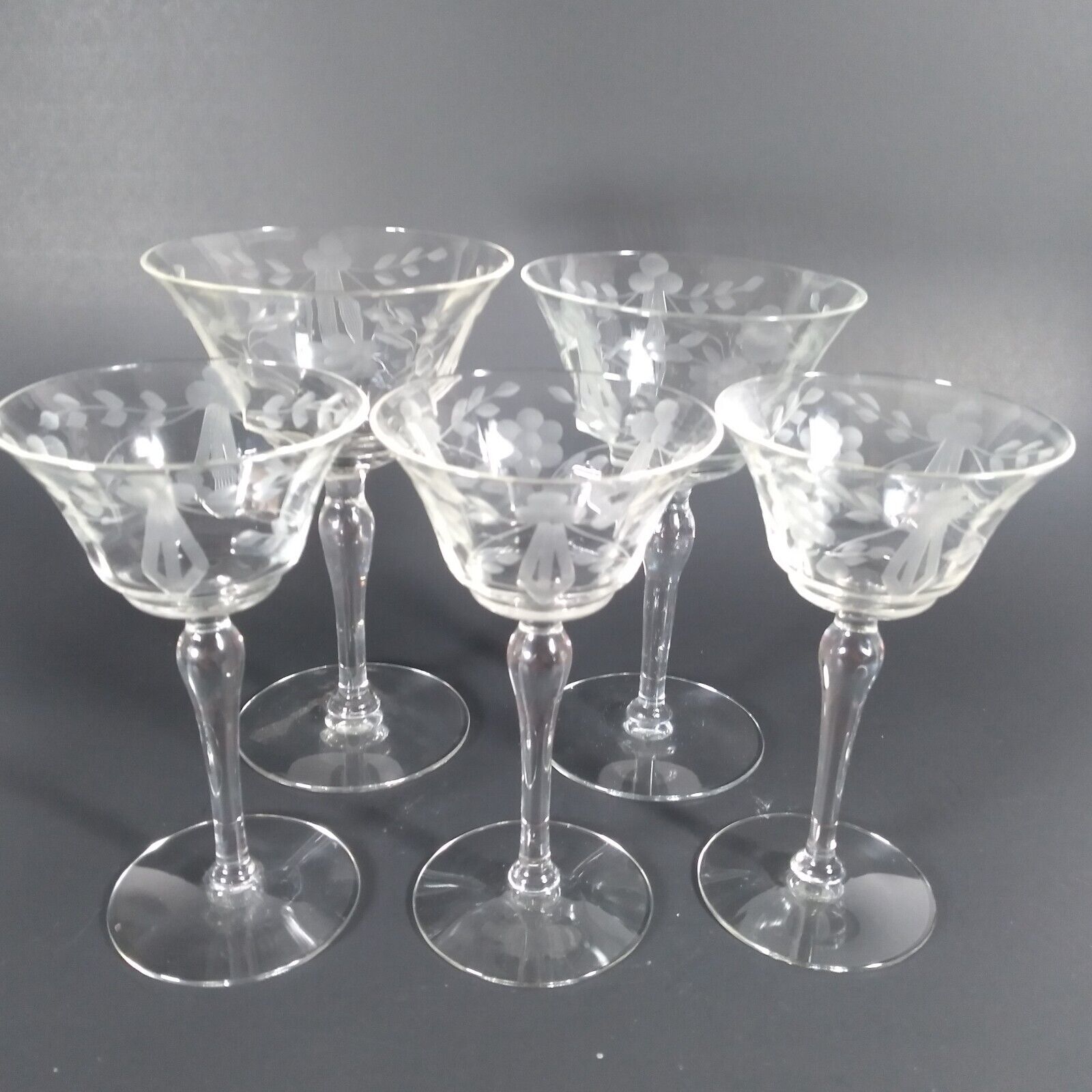 5 Pcs Crystal Etched Wine and Cocktail Glasses Flowers and Ribbon Teardrop Stems
