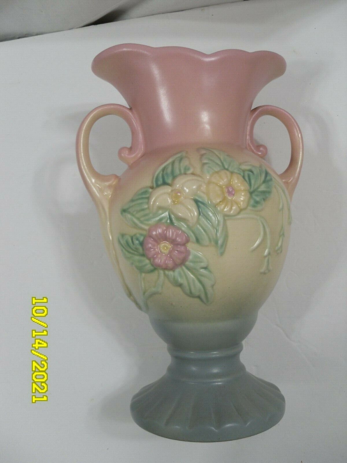 Vintage Hull Art U.S.A. Vase W-14 10 1/2 Inch