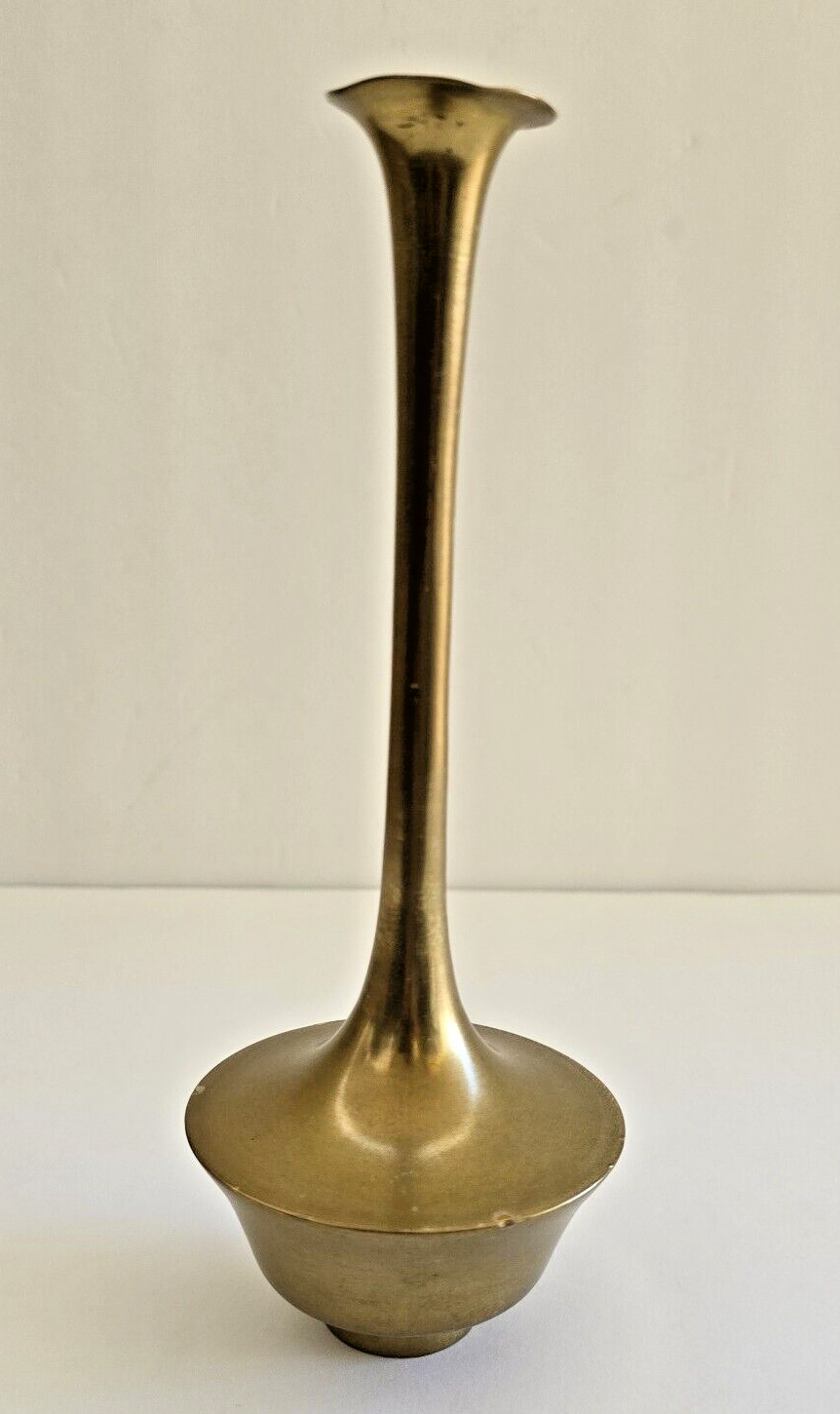 Vintage MCM Brass Single Stem Long Neck Bud Vase 8.25\