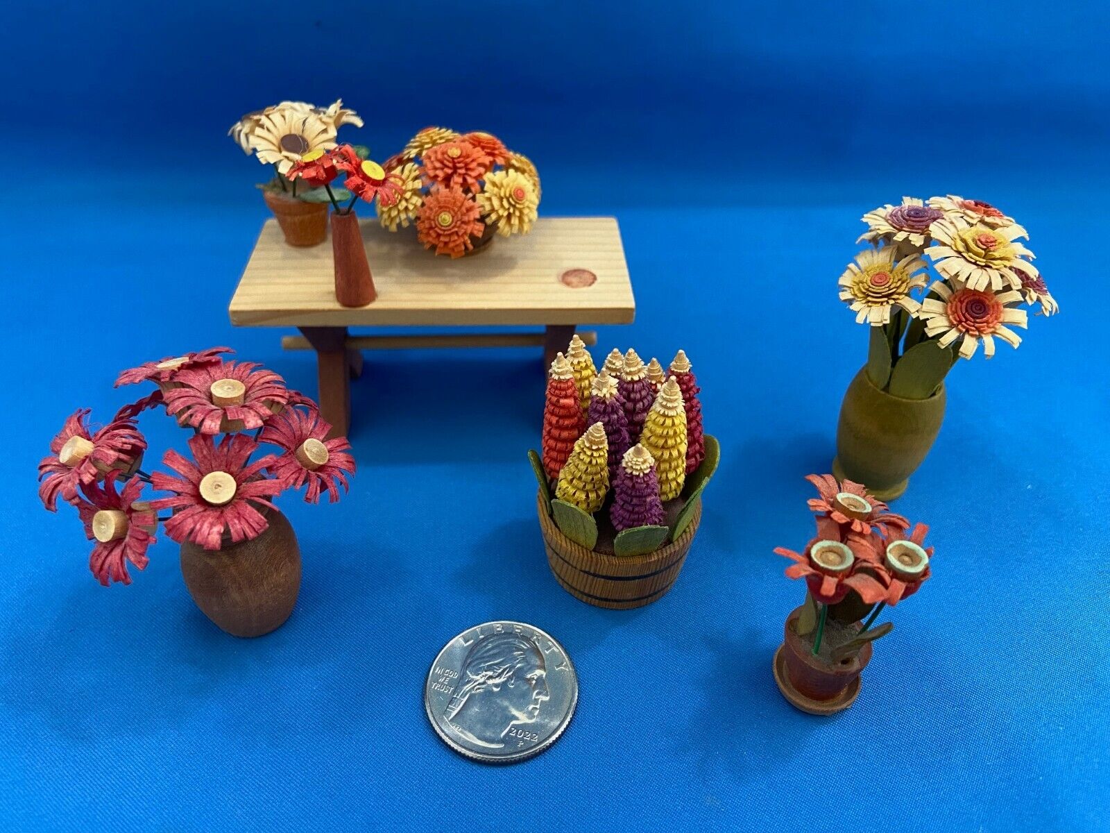 ERZGEBIRGE Miniature Flowers and Table Wood Vintage Germany Leichsenring Dregeno