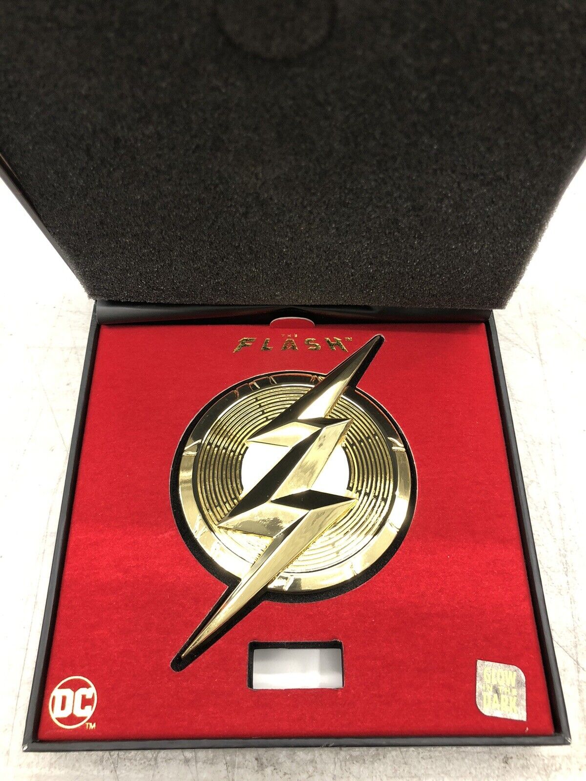 DC Comics The Flash Collector\'s Box Set Numbered  Exclusive Limited Ed - READ