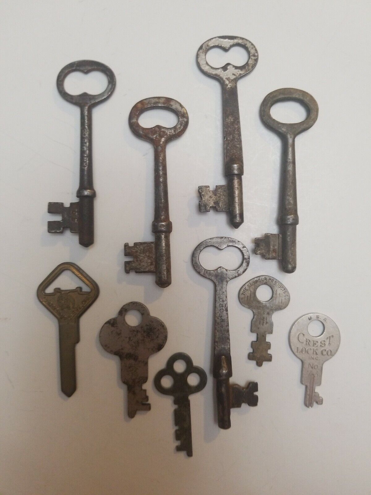 Antique All Branded Key Lot, 10  Assorted Brands