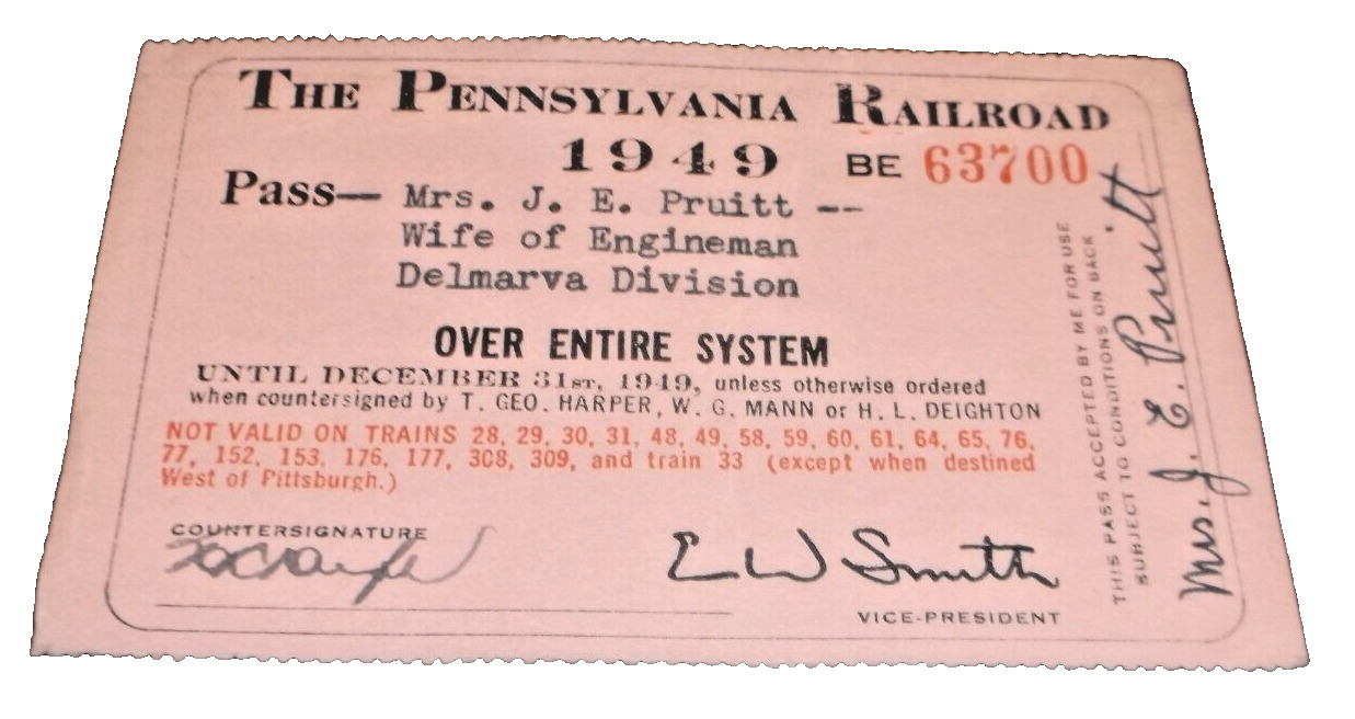 1949 PENNSYLVANIA RAILROAD PRR EMPLOYEE SYSTEM PASS #63700