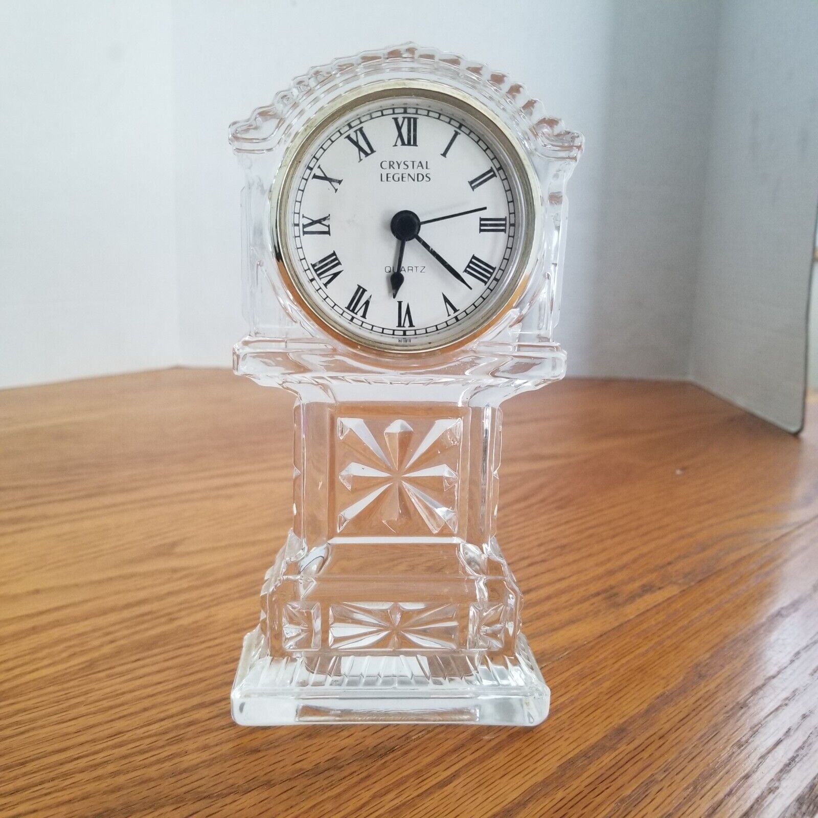 Godinger Crystal Legends Mini Grandfather Clock 24% Lead Crystal Clear 7\