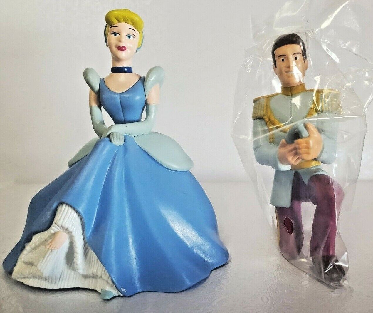 Vintage Decopac Disney Cinderella & Price Charming  PVC Figurine Cake Topper 