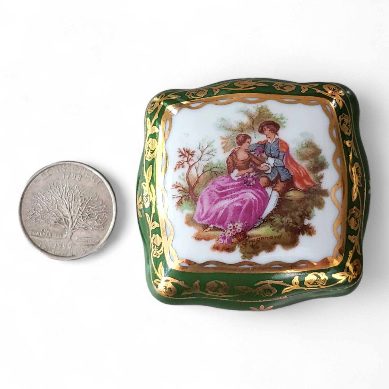 Vintage La Reine Limoges France Porcelain Green Gold Romantic Couple Trinket Box