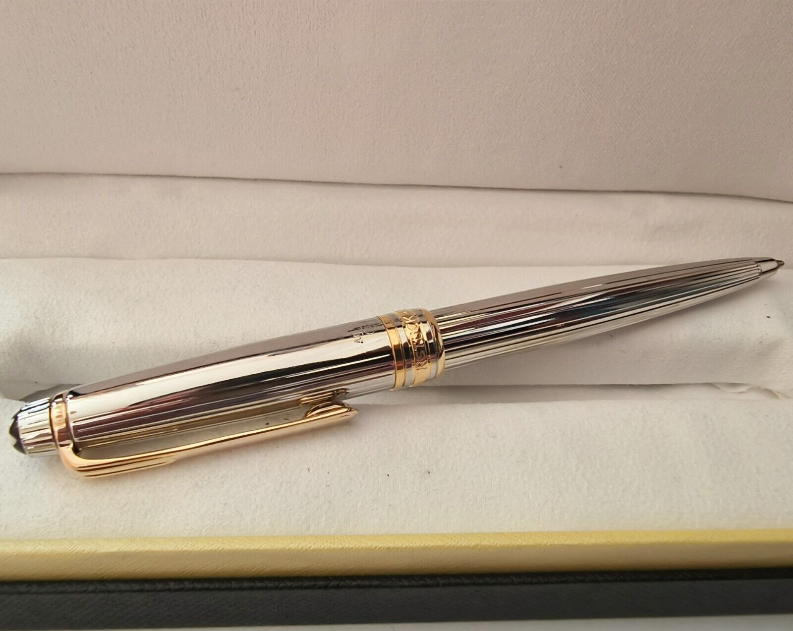Luxury 163 Metal Series Stripes Silver + Gold Clip 0.7mm nib Ballpoint Pen