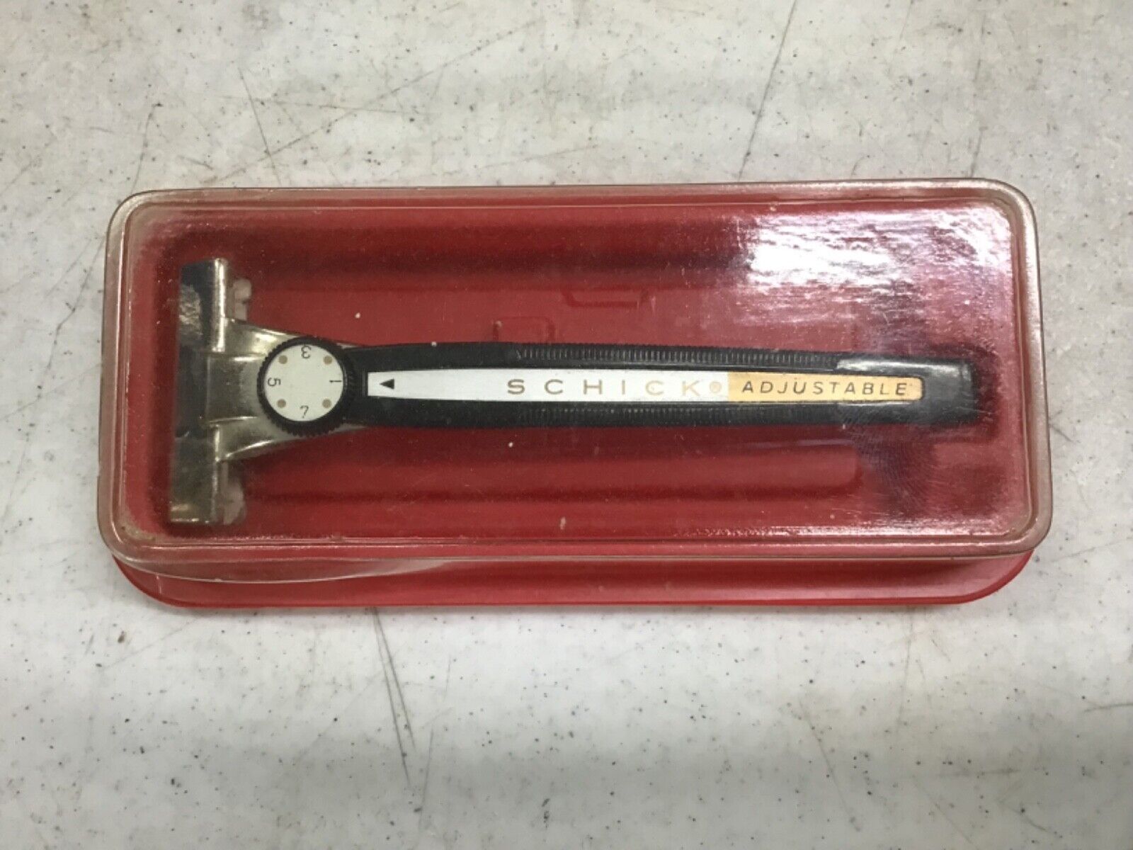 Vintage SCHICK  Injector Adjustable Single Edge Safety Razor