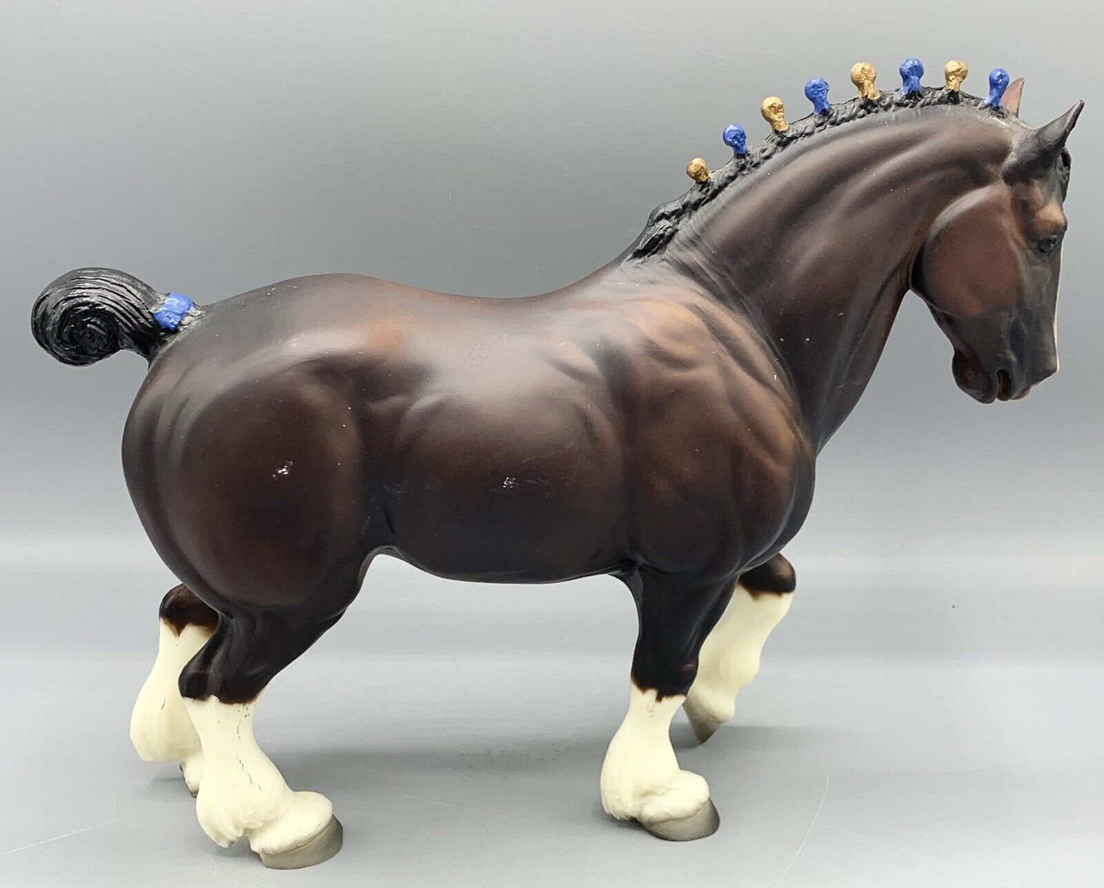 Breyer 738 Clydesdale Brown Draft Horse Gold and Blue Bobs Traditional 