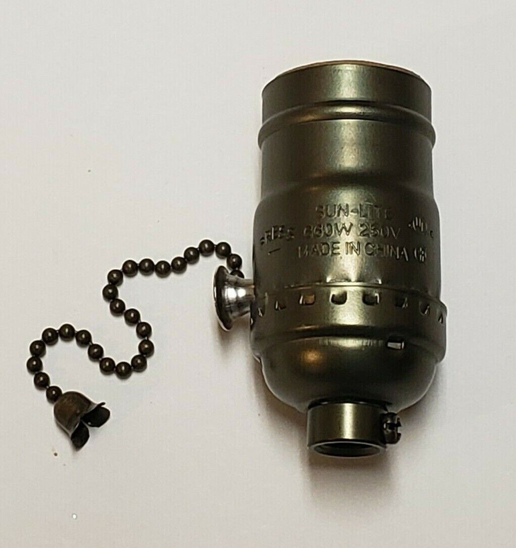 Pull Chain (On-Off) Medium Base Lamp Socket With Antique Brass Finish 48320AJB