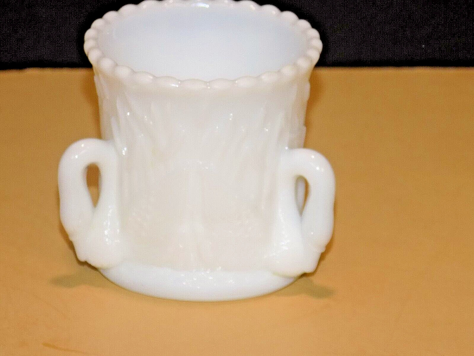 Westmoreland White Milk Glass 3 Handled SWANS IN RUSHES 2-1/4\