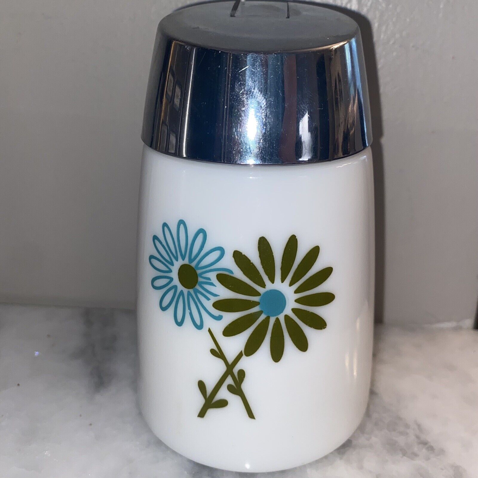 Santa Barbara starline milk glass green/ blue daisy sugar dispenser, 1950\'s