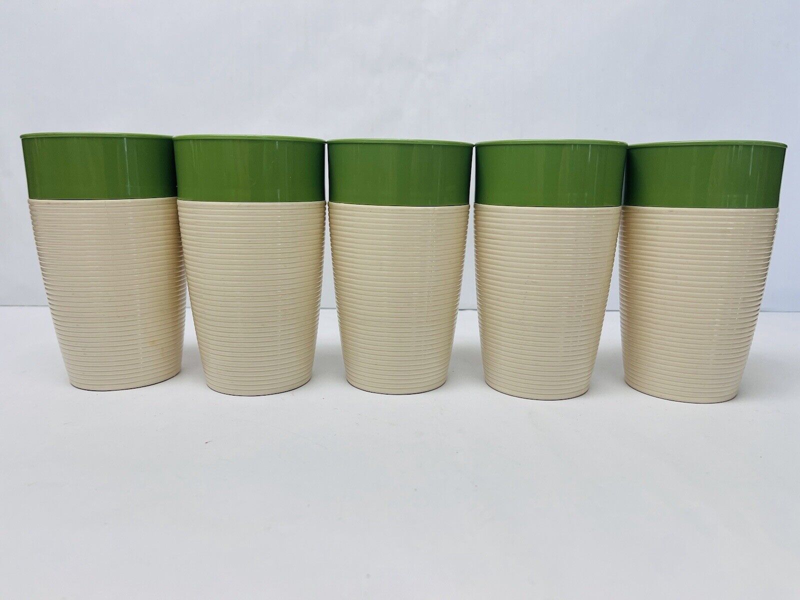 Raffiaware by Thermo-Temp Drink Tumblers Lot Green Ribbed Vintage Set of 5 B59