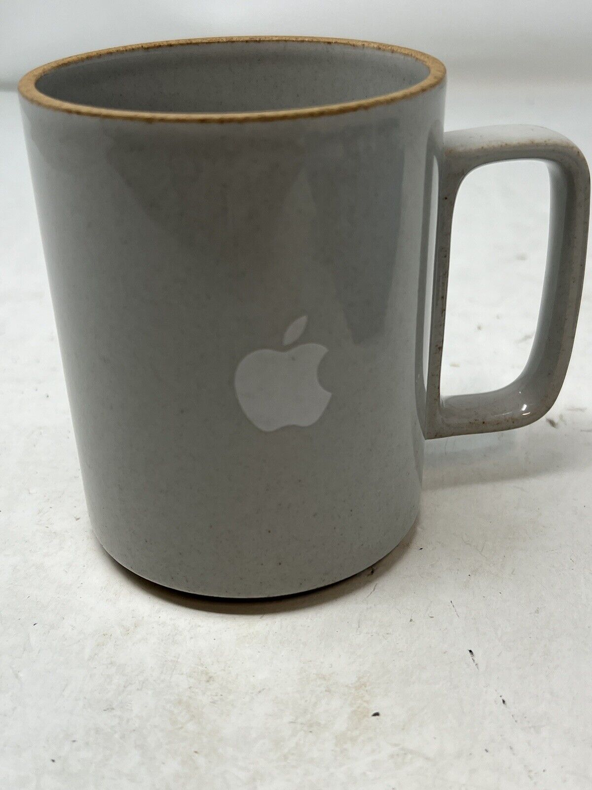 Hasami Apple Infinite Loop Visitor Coffee Mug Made in Japan 12 fl oz