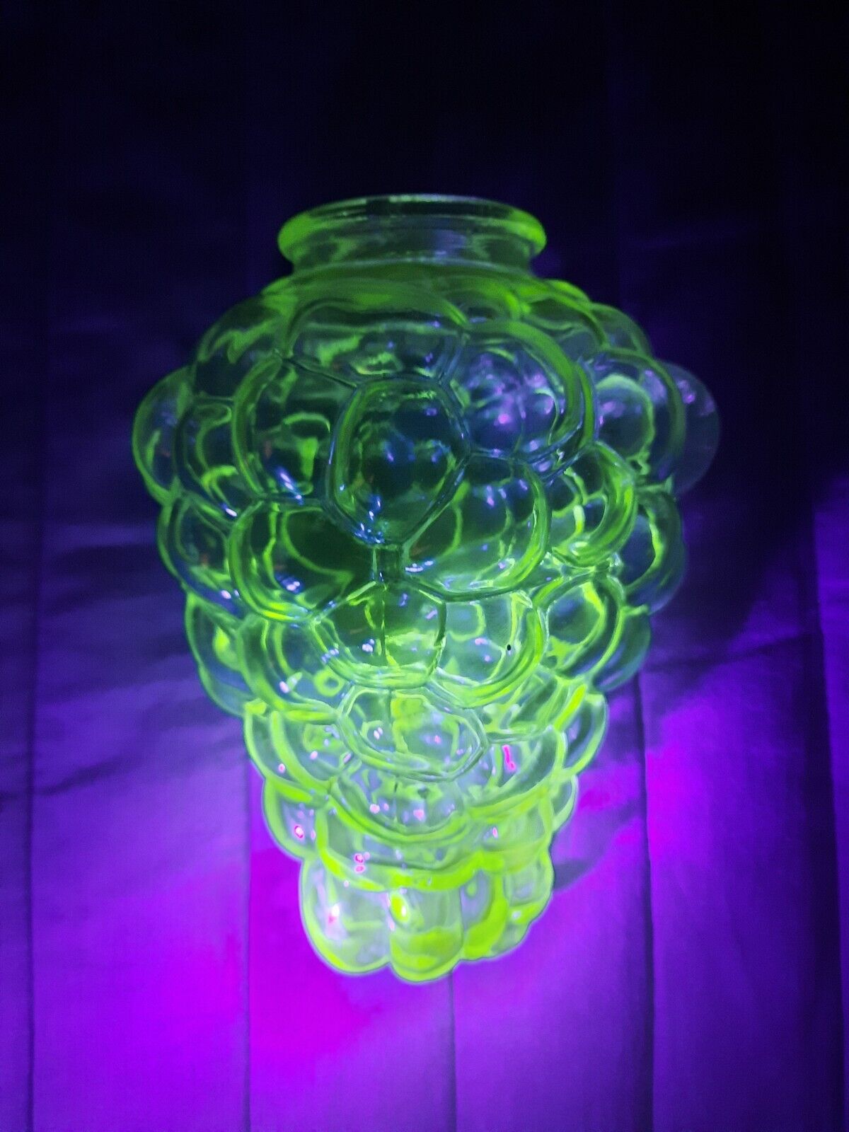 Antique Green Vaseline Uranium Glass Grape Cluster Lamp Shade - 2\